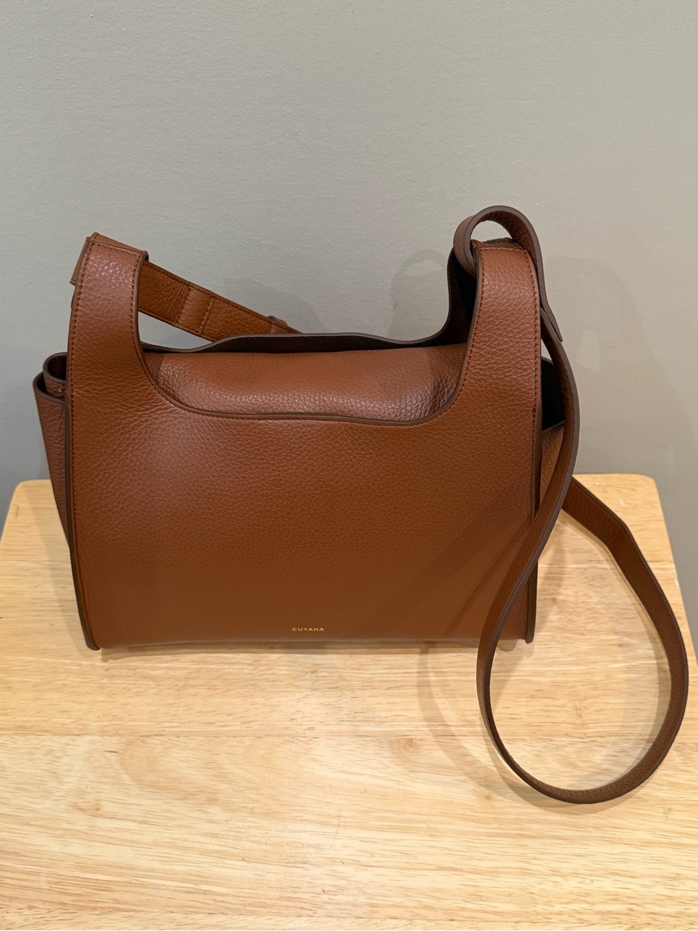 Cuyana Chestnut Pebbled Leather Shoulder Bag